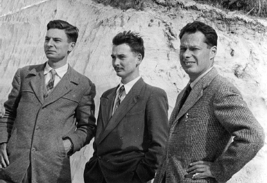 Jean L`Helgouac`h, Jacques Briard, Pierre-Roland Giot